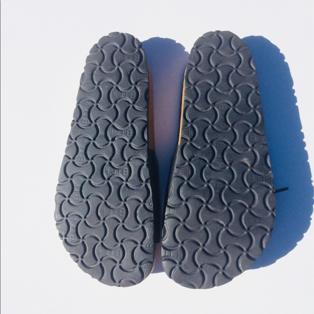 Birkenstock lace-up sandals w/cutwork detail - Picture 4 of 8